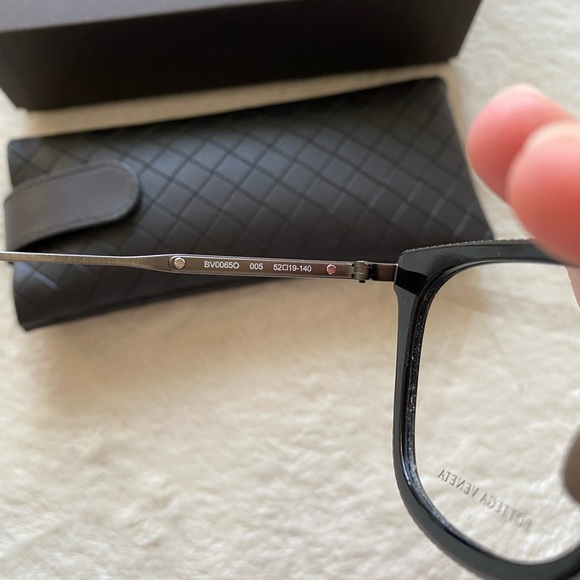 Authentic Bottega Veneta black cat eye demo eyeglasses - Picture 7 of 10